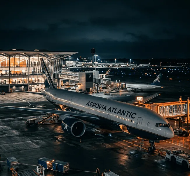 Vuelos a República Dominicana con American Airlines - Avión en plataforma